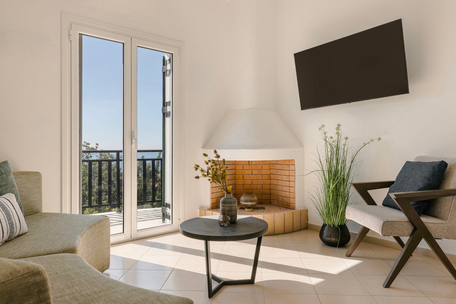 Image depicting an upstairs lounge area